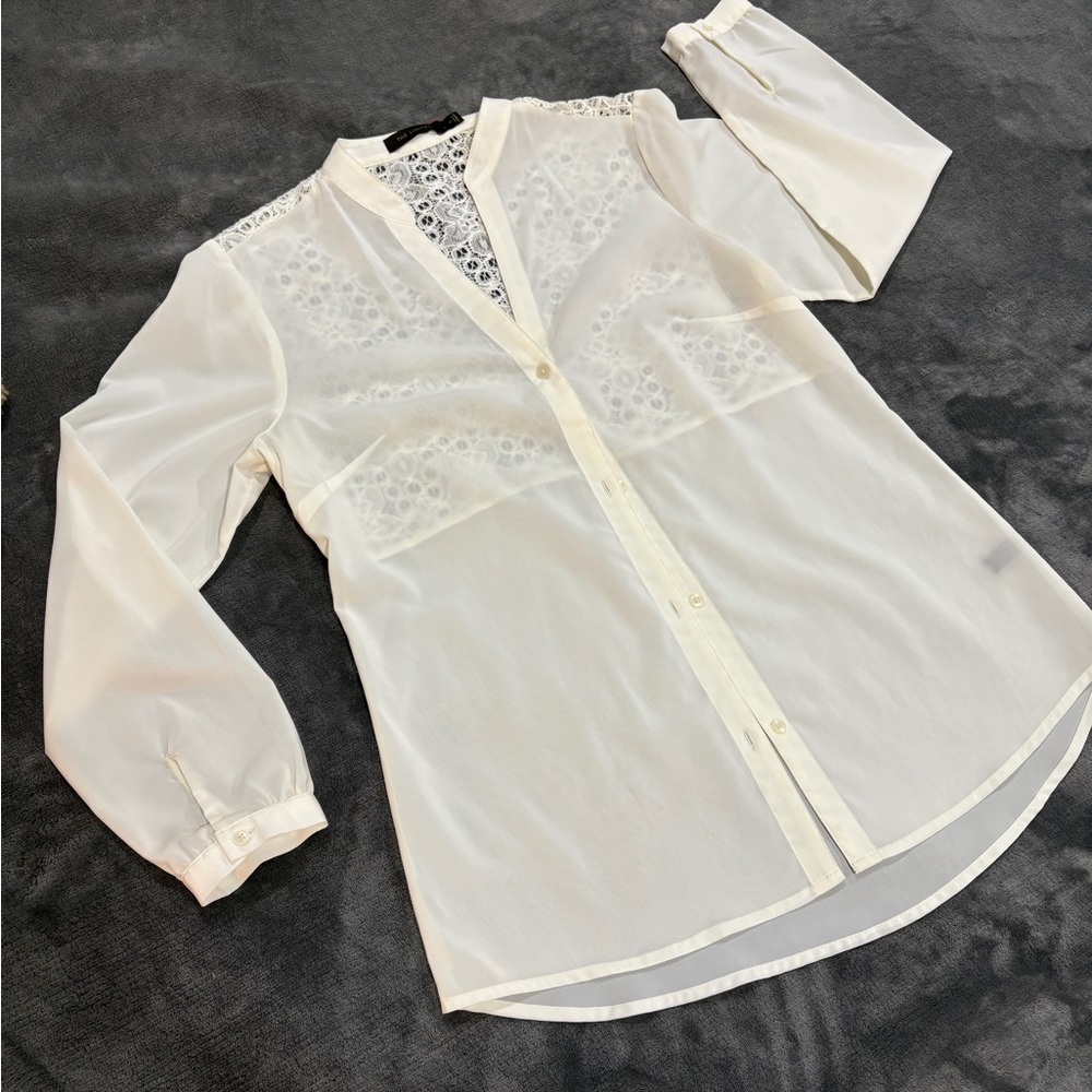 Elegant White Lace Blouse by The Limited